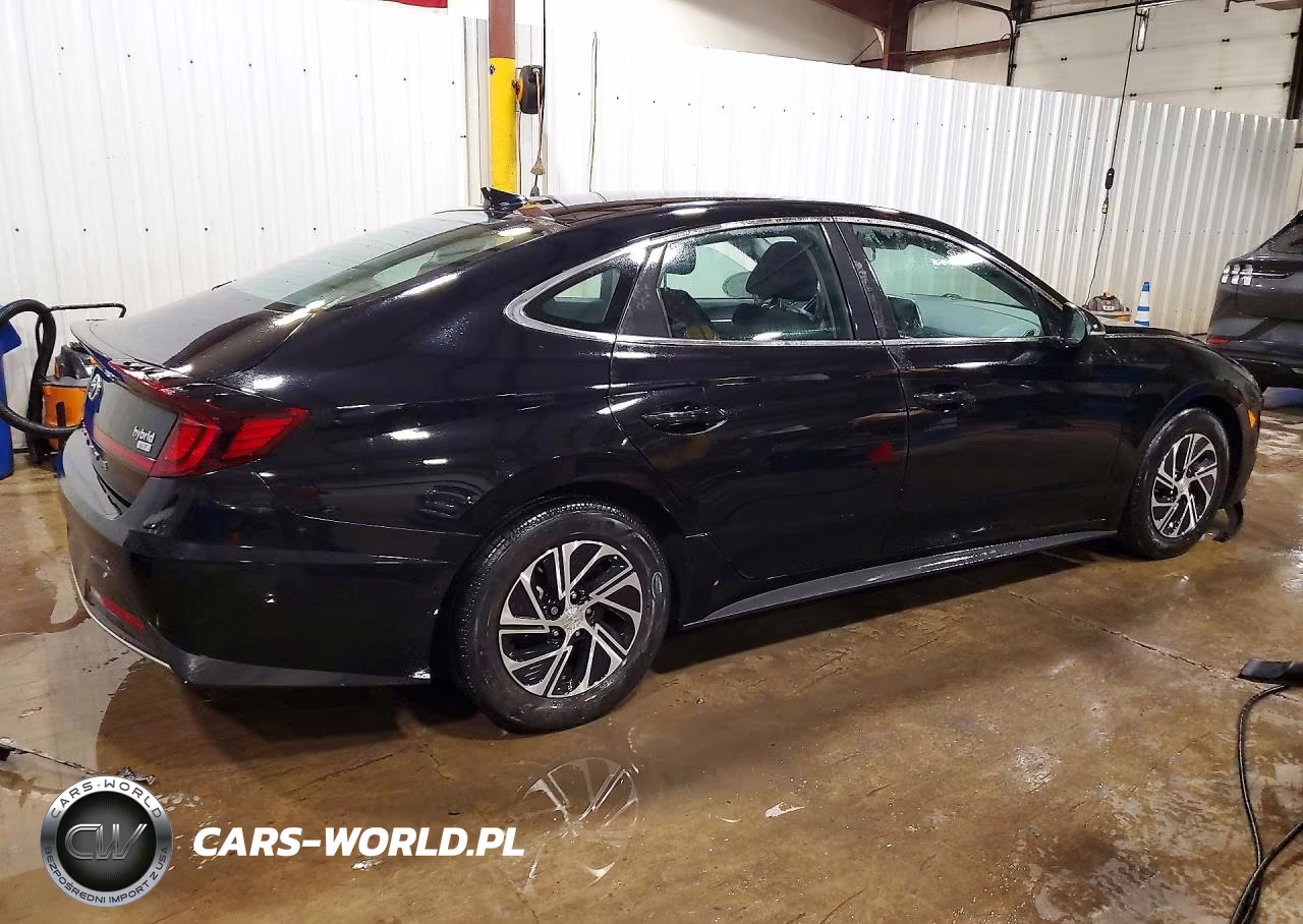 2021 Hyundai Sonata Hybrid Blue VIN:KMHL24JJ3MA018395 - 3