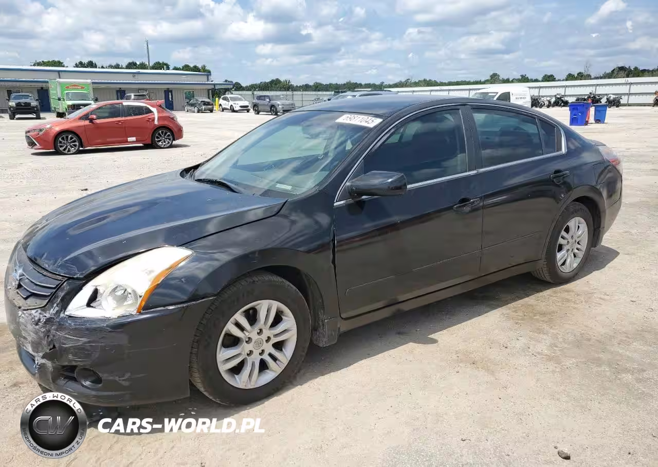 2010 Nissan Altima Base