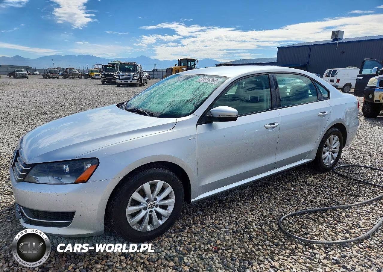 2014 Volkswagen Passat S VIN:1VWAT7A37EC028250 - 1