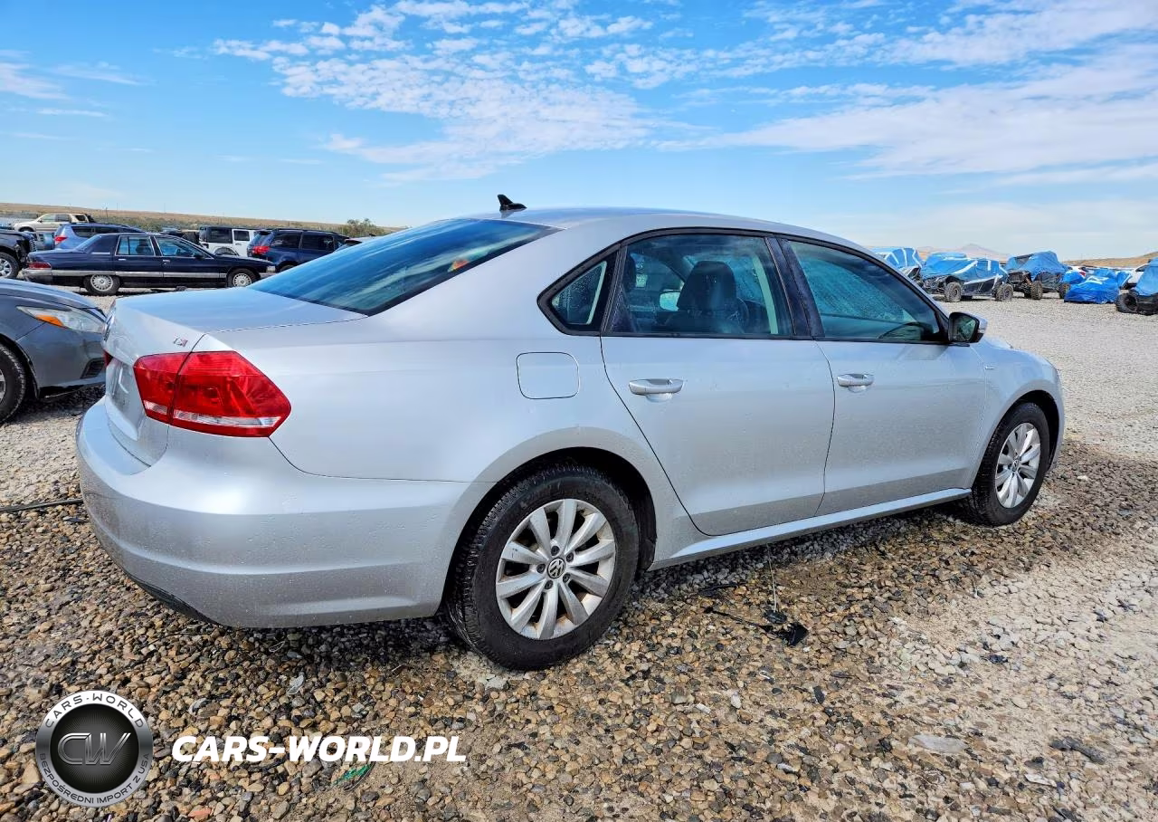 2014 Volkswagen Passat S VIN:1VWAT7A37EC028250 - 3