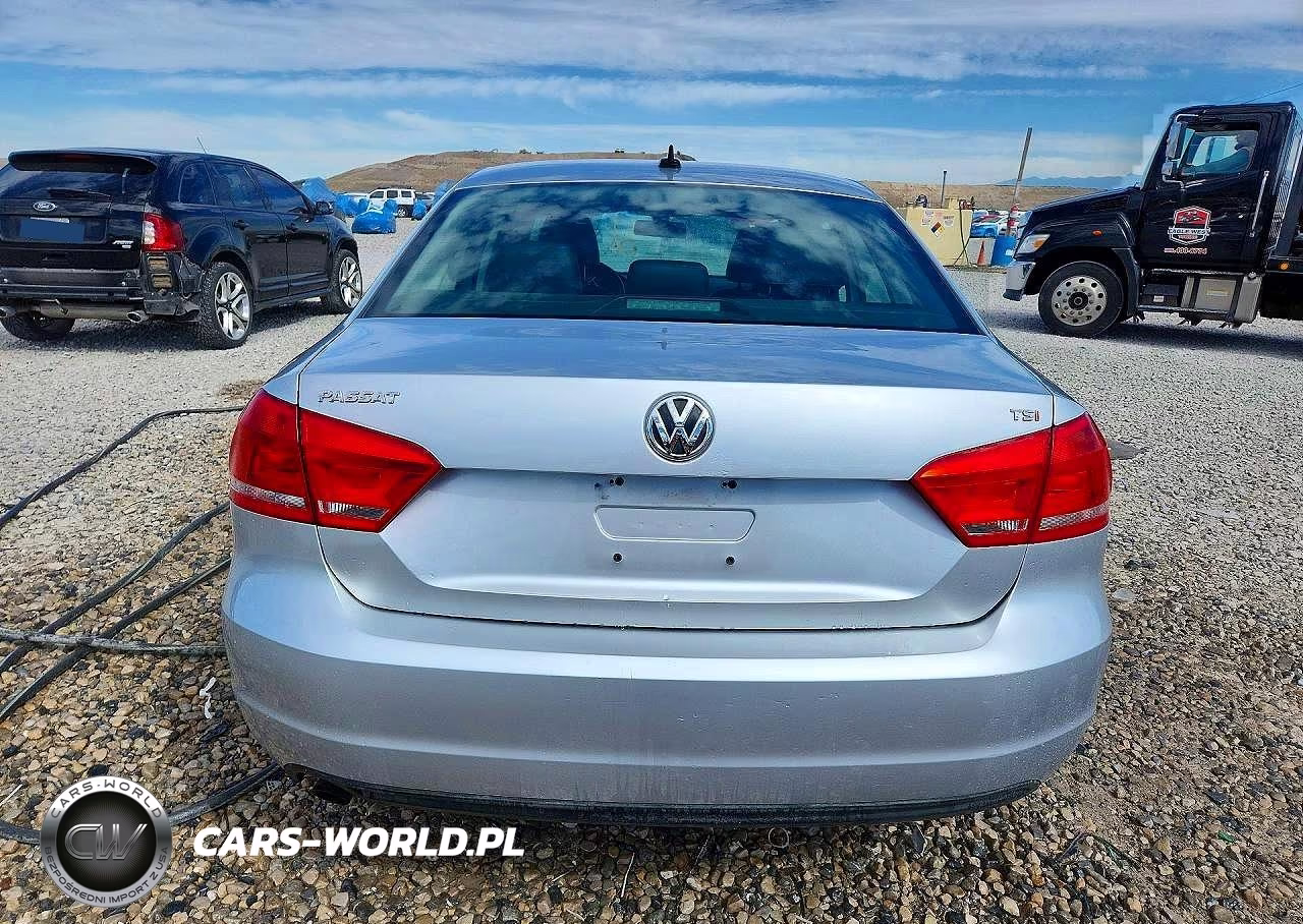 2014 Volkswagen Passat S VIN:1VWAT7A37EC028250 - 6