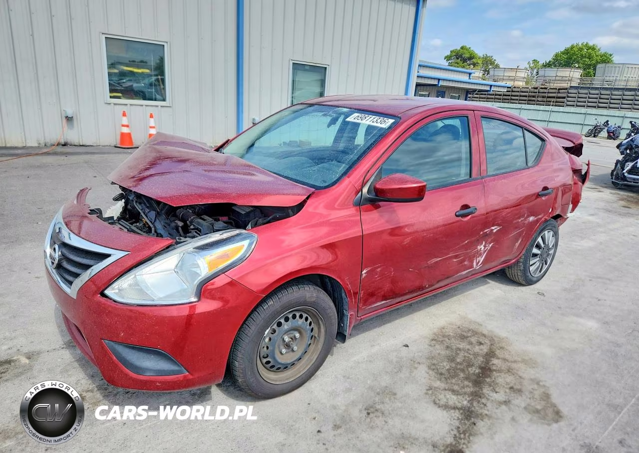 2017 Nissan Versa 1.6 S Plus