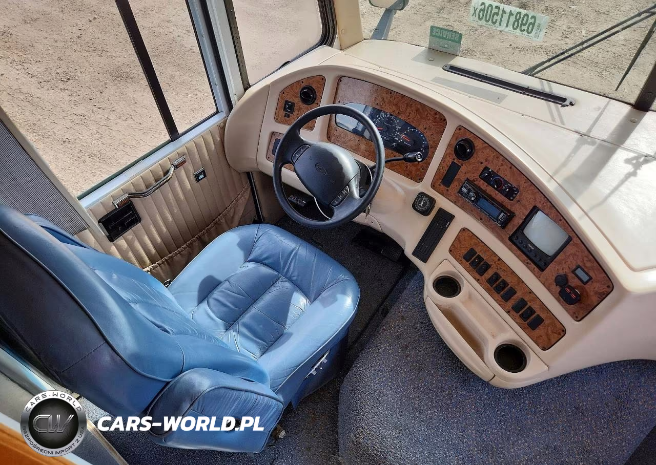 1999 Ford Santara Rv VIN:3FCNF53S2XJA04543 - 9