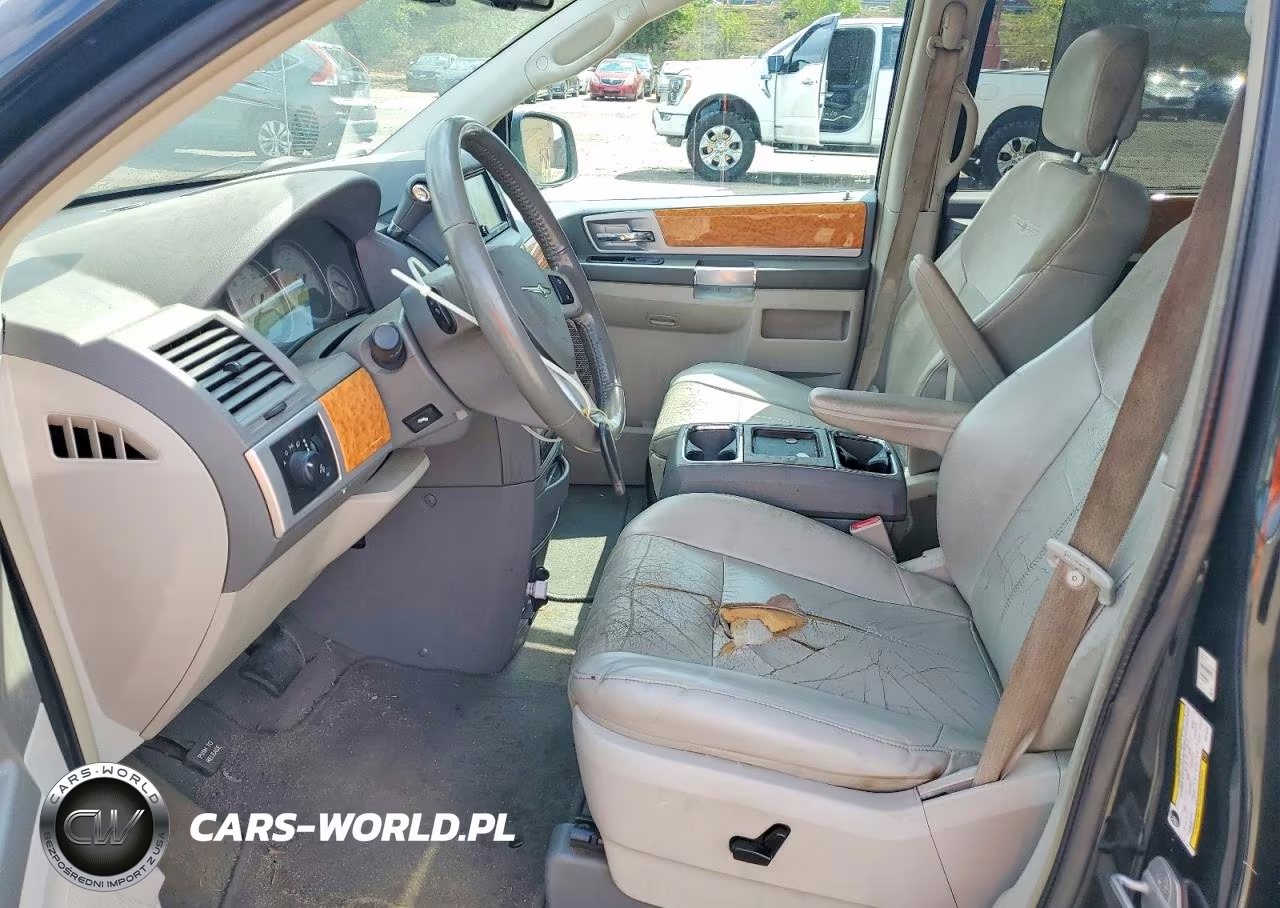 2010 Chrysler Town & Country Limited VIN:2A4RR7DX5AR415202 - 7