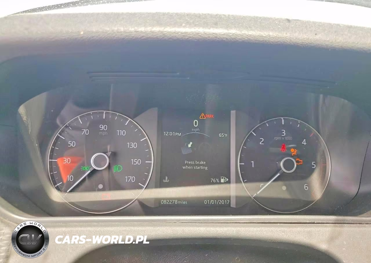 2018 Land Rover Range Rover Velar S VIN:SALYB2RNXJA733149 - 9