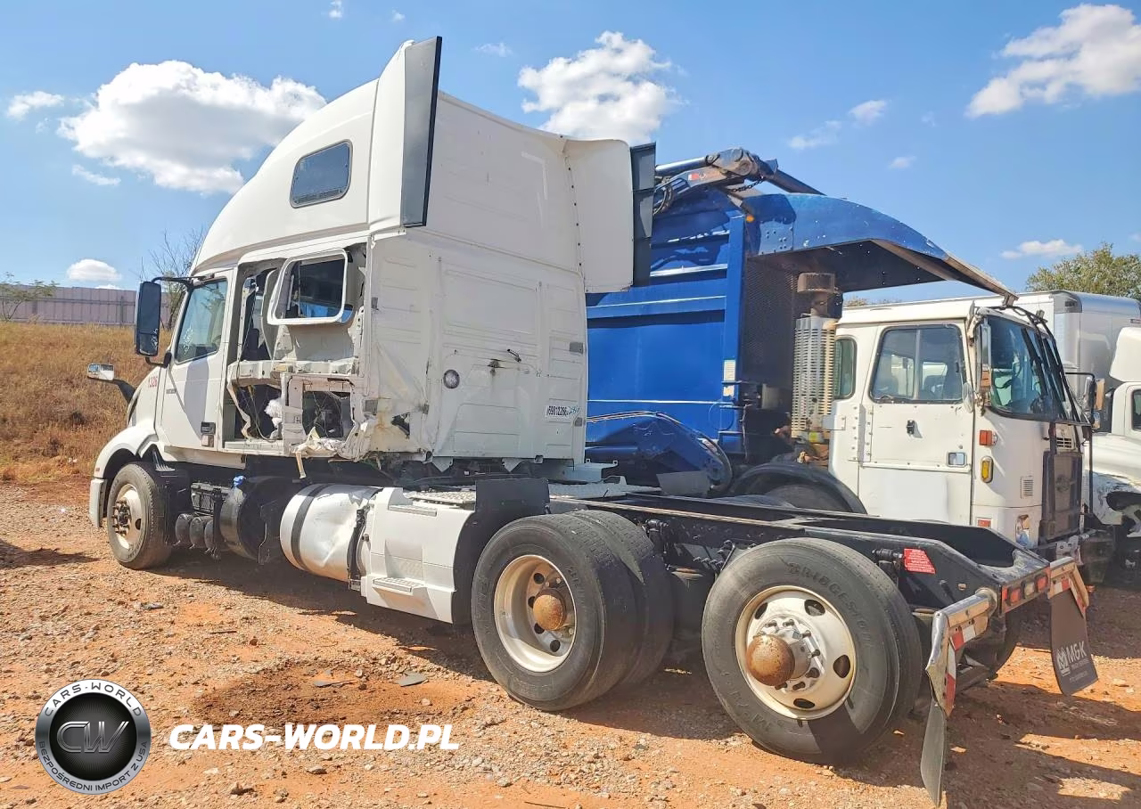 2023 Volvo Vn Vnl - Semi Truck VIN:4V4NC9EH3PN331348 - 2