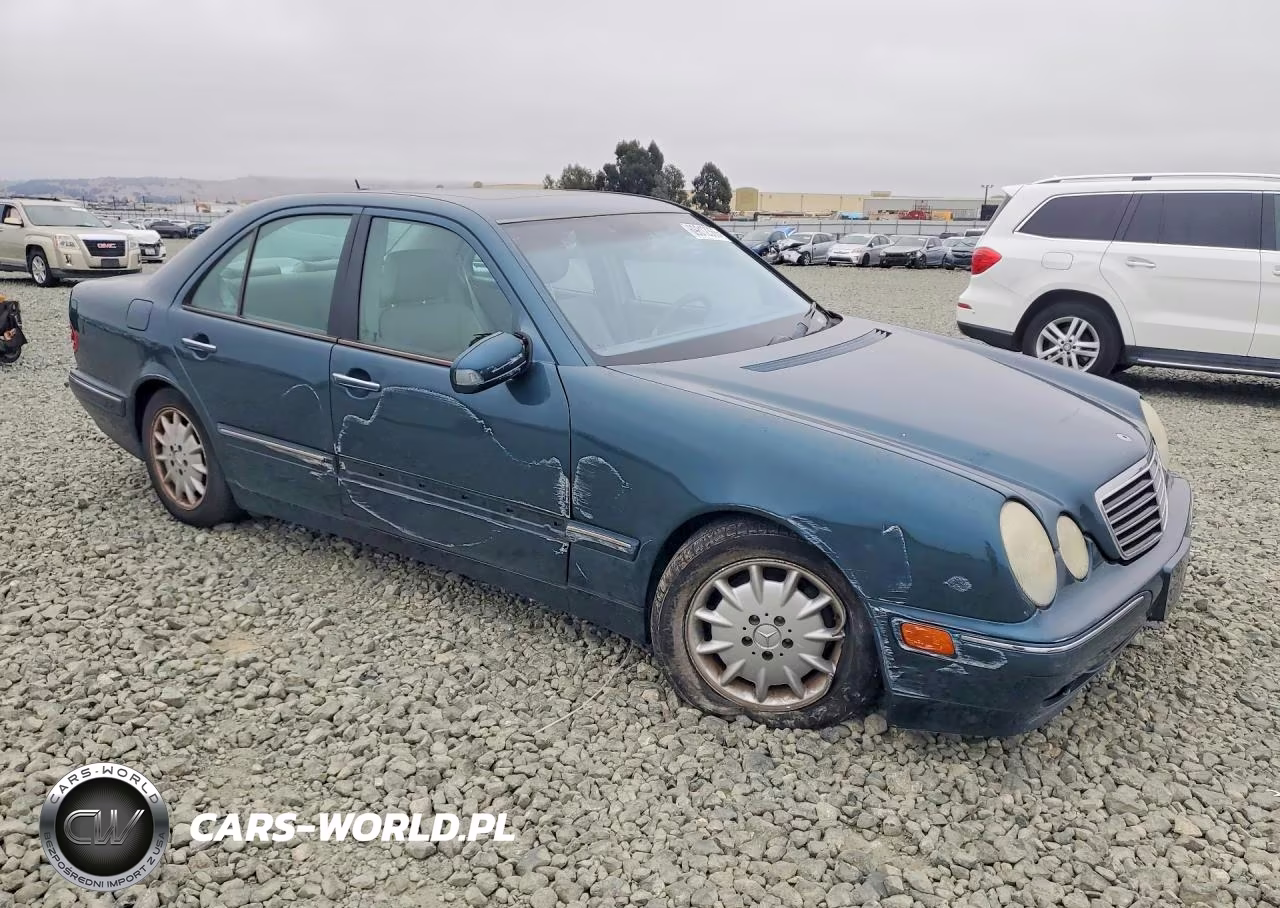 2001 Mercedes-Benz E 320 VIN:WDBJF65J41B337301 - 4