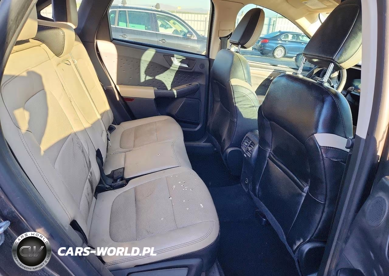 2020 Ford Escape Titanium VIN:1FMCU0DZ2LUB68399 - 11