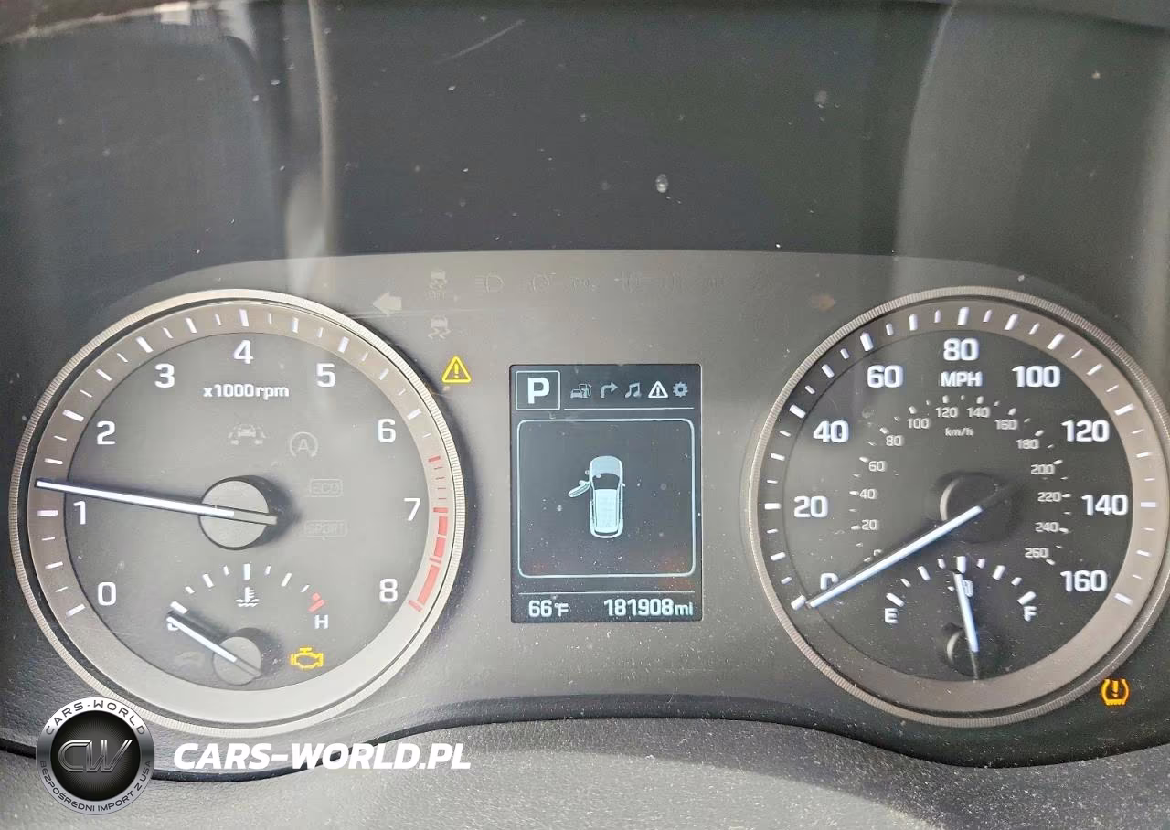 2016 Hyundai Tucson Limited VIN:KM8J3CA27GU161103 - 9