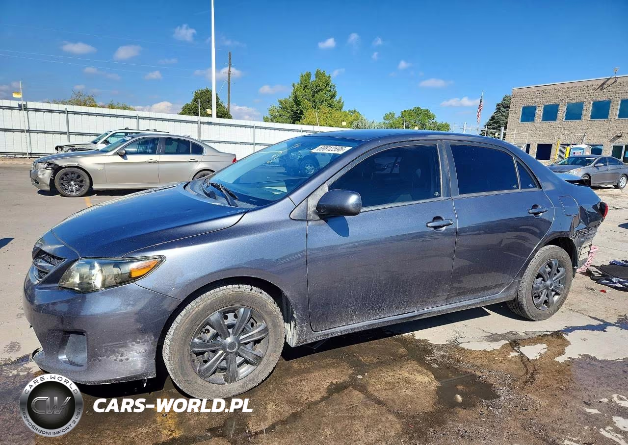 2011 Toyota Corolla Le – zdjęcie 1 z 12