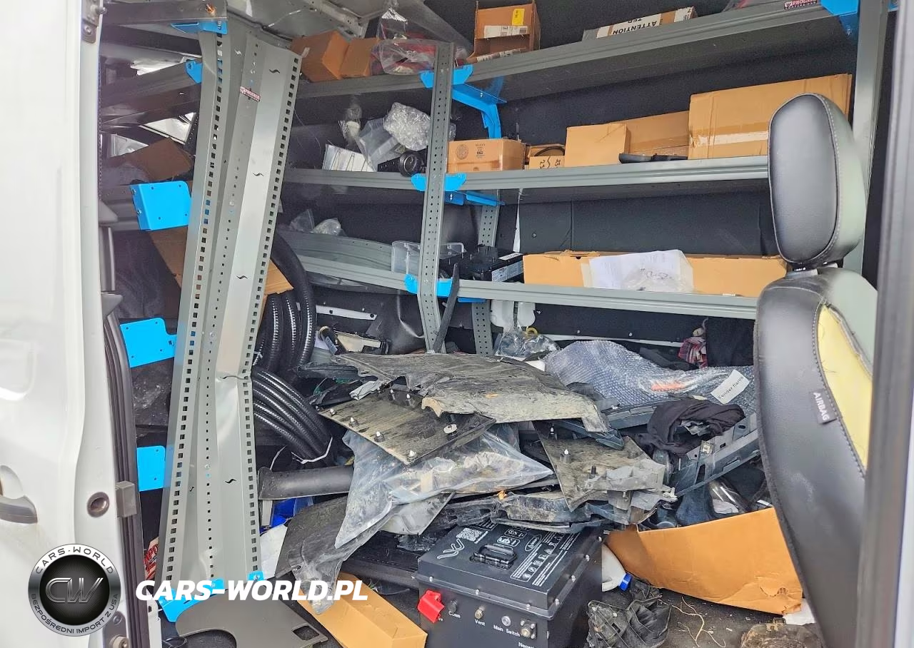 2026 Ford Transit T-250 VIN:1FTBR1X85TKA91775 - 11