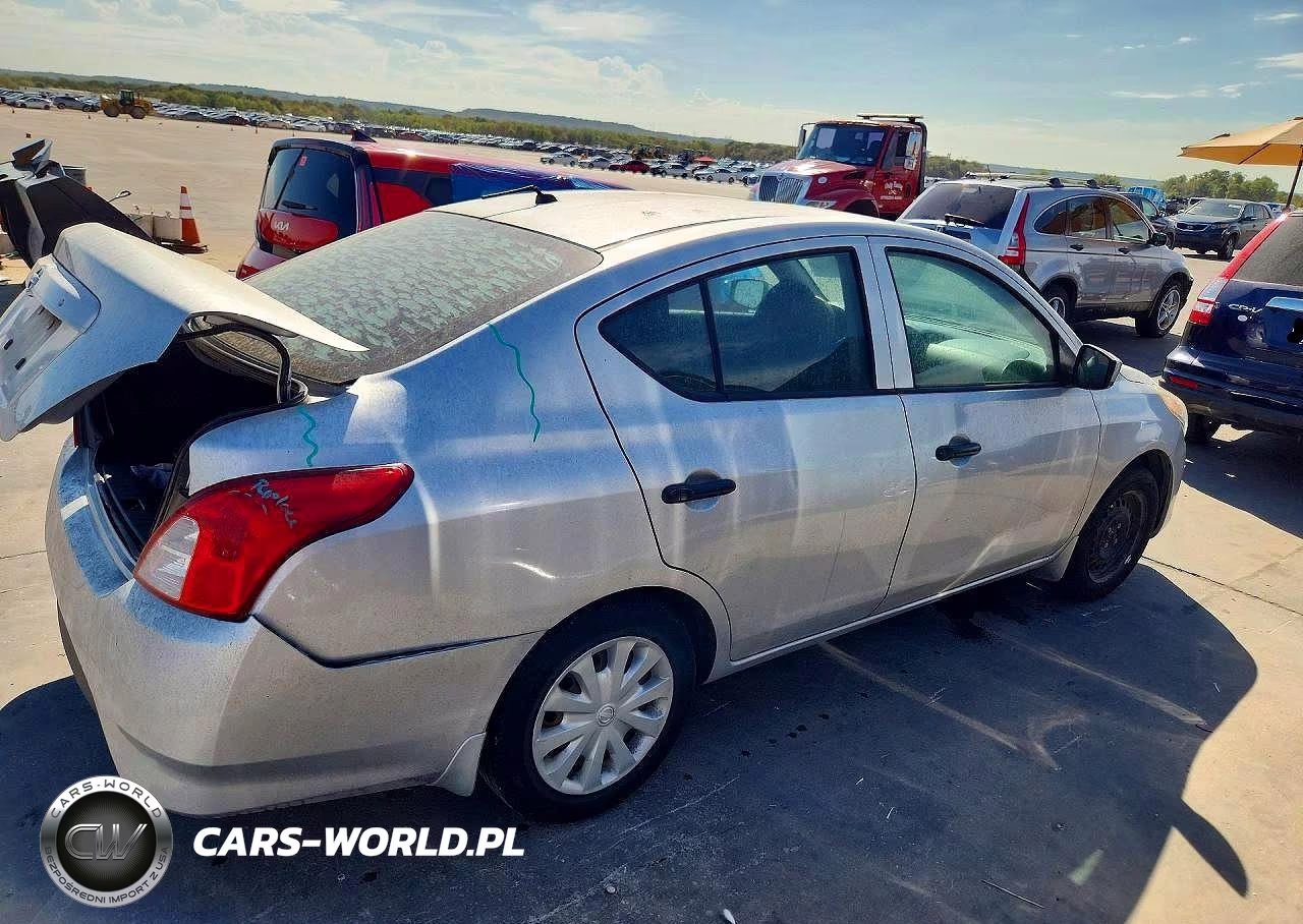 2016 Nissan Versa S VIN:3N1CN7APXGL861642 - 3
