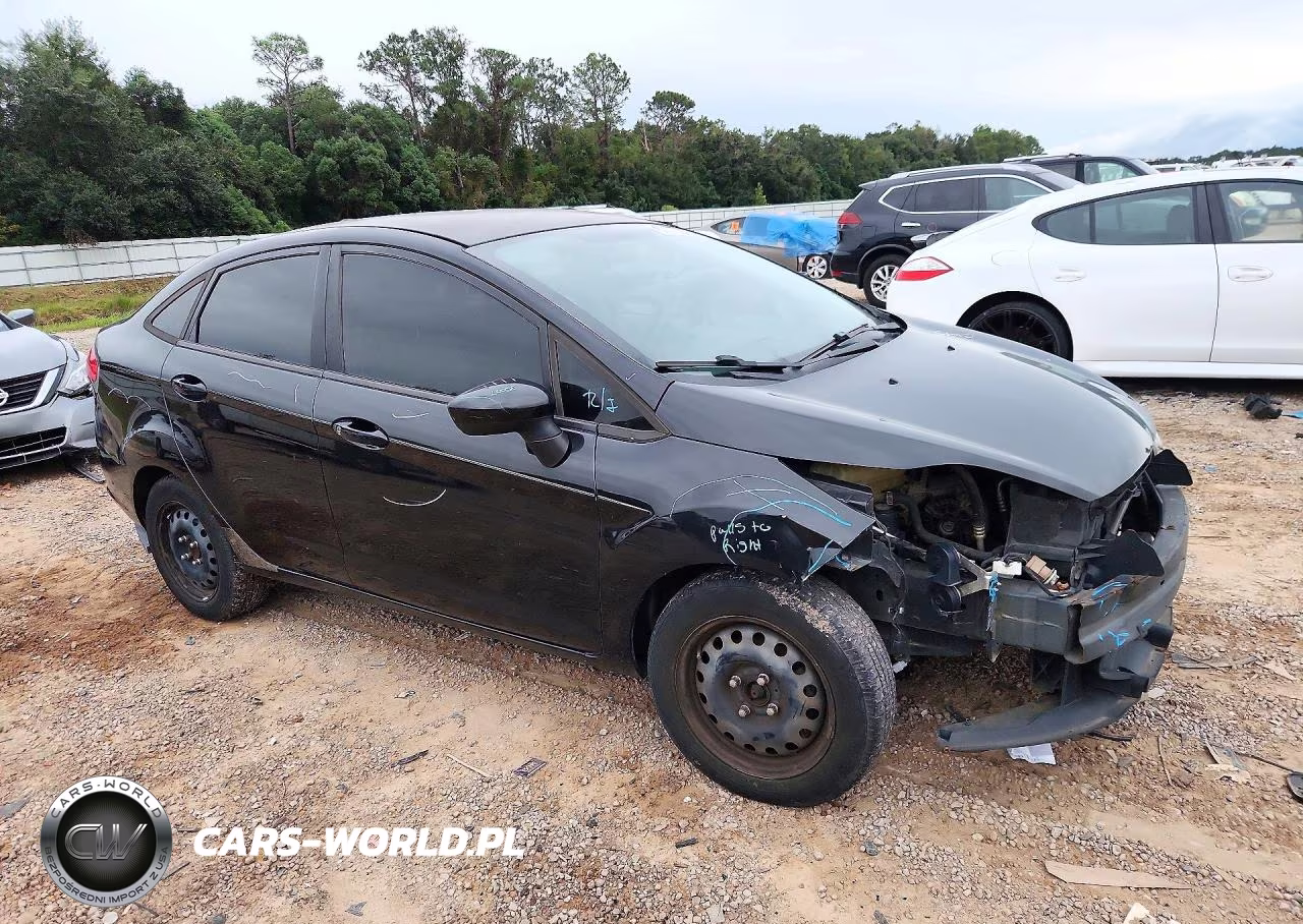 2013 Ford Fiesta S VIN:3FADP4AJ8DM192448 - 4