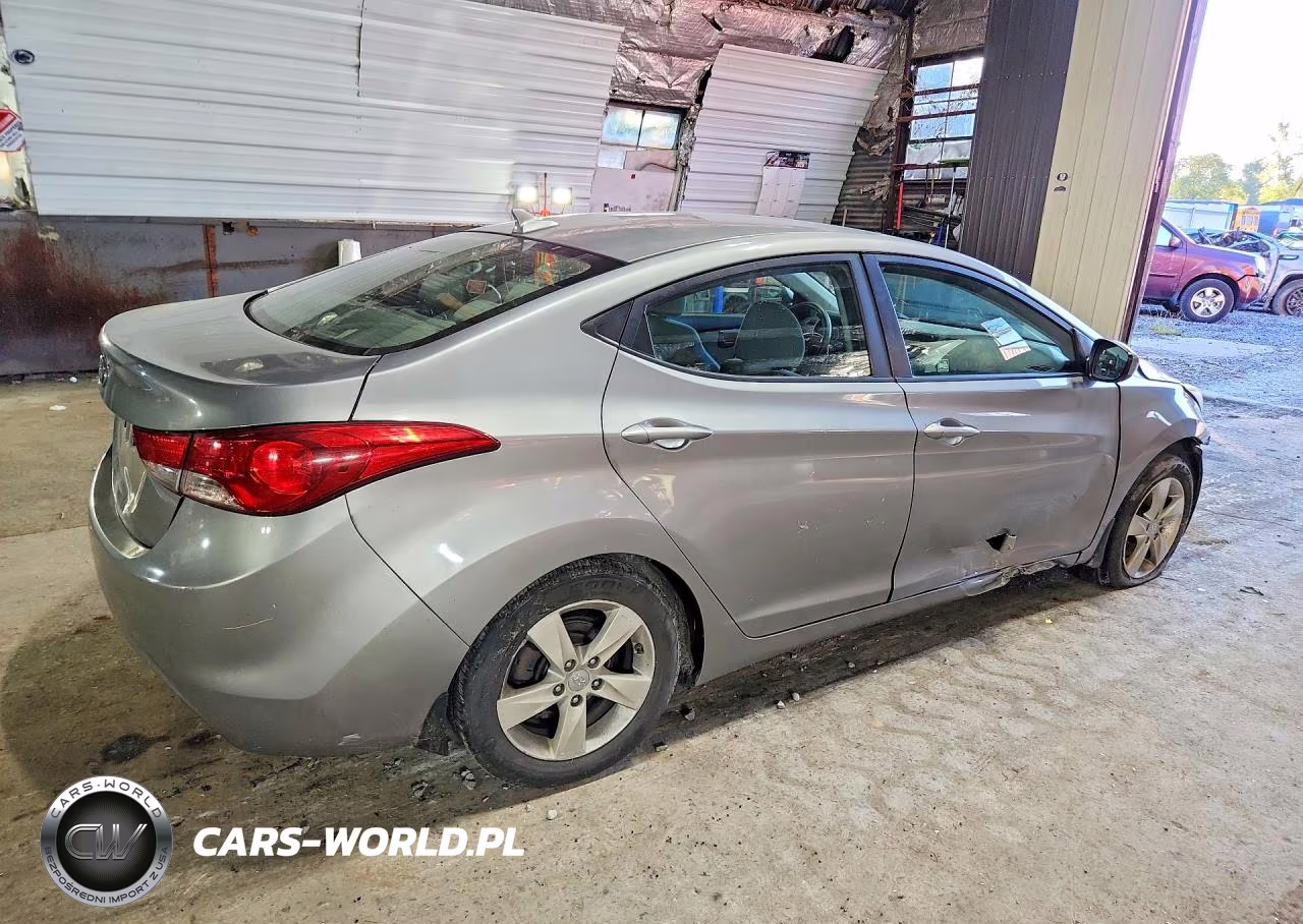 2013 Hyundai Elantra Gls VIN:KMHDH4AE8DU922375 - 3