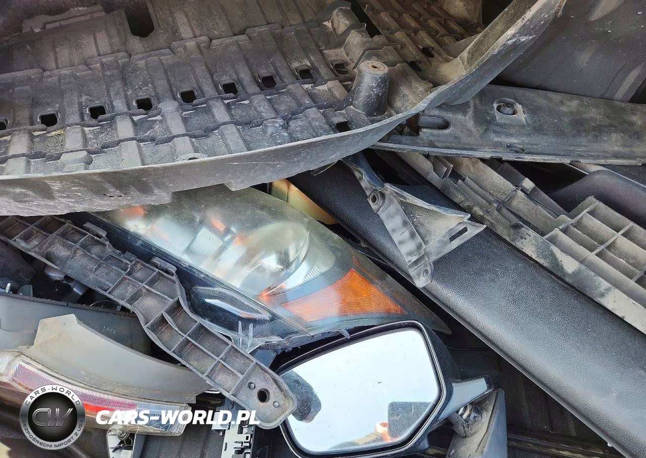 2012 Honda Accord Se VIN:1HGCP2F65CA198171 - 12