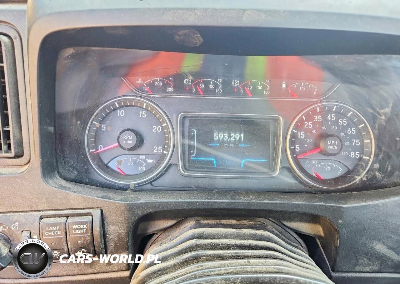 2020 International Lt625 Semi Truck VIN:3HCDZAPR2LL850983 - 9