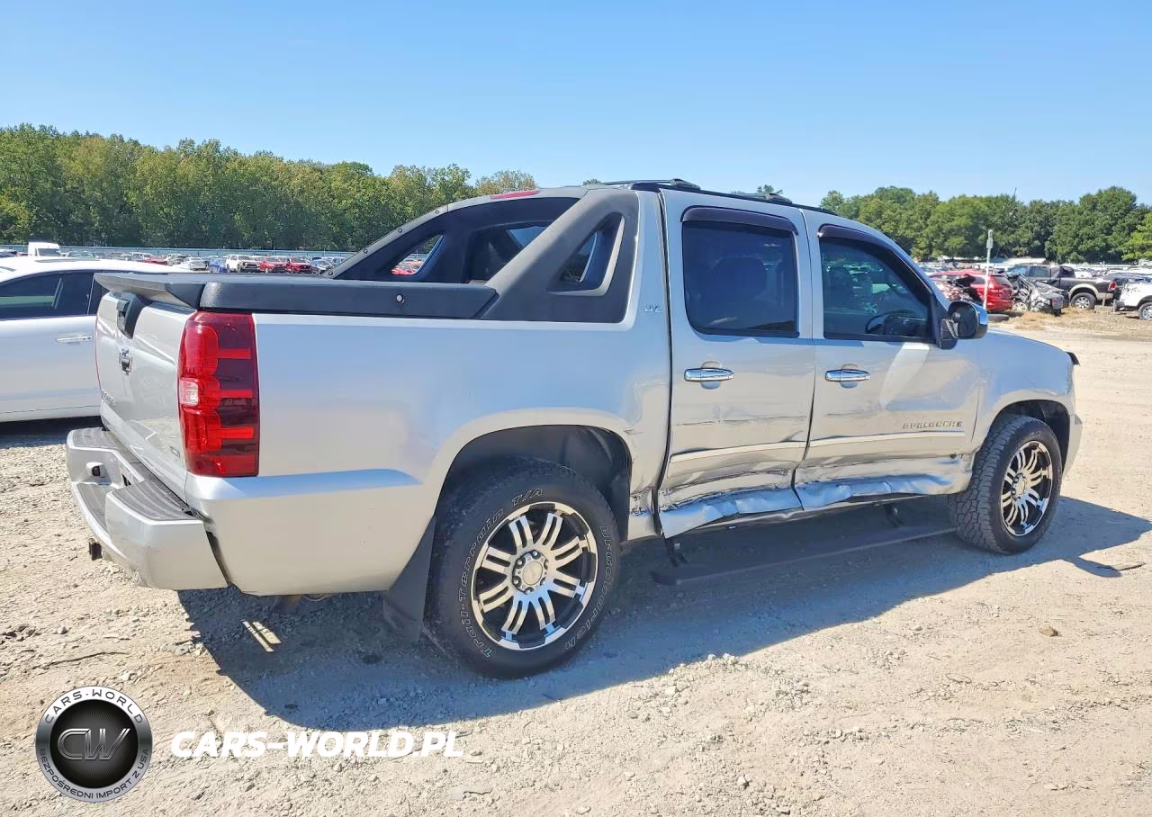 2010 Chevrolet Avalanche Ltz VIN:3GNVKGE06AG231085 - 3