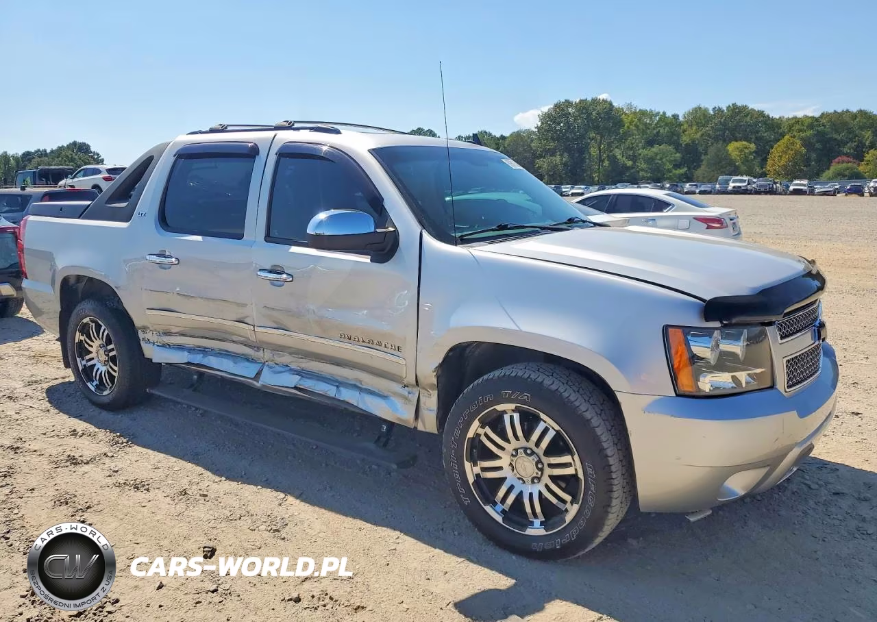 2010 Chevrolet Avalanche Ltz VIN:3GNVKGE06AG231085 - 4