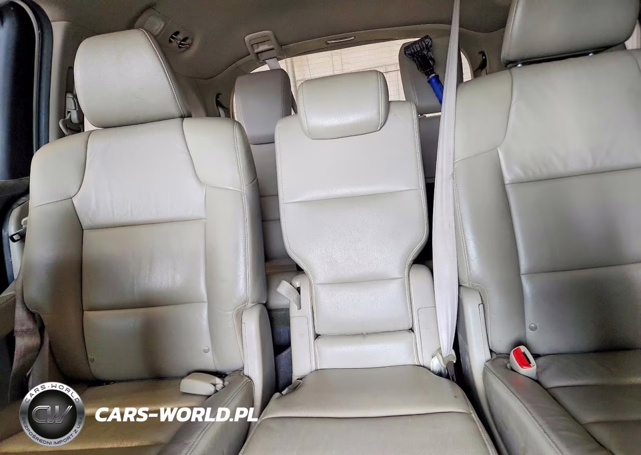 2013 Honda Odyssey Touring VIN:5FNRL5H93DB059372 - 10