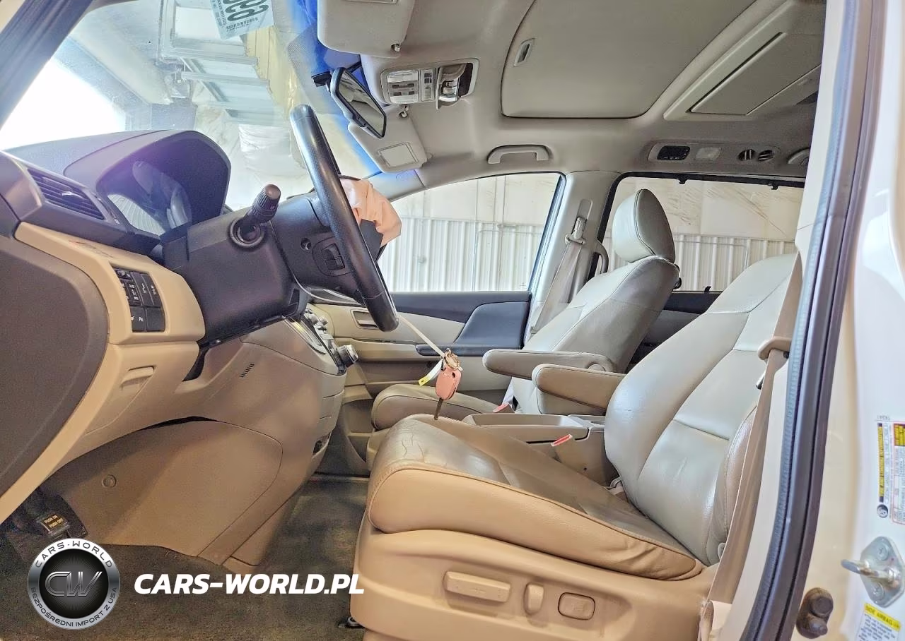 2013 Honda Odyssey Touring VIN:5FNRL5H93DB059372 - 7