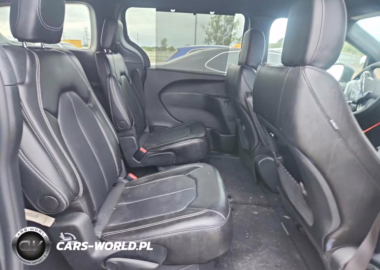 2025 CHRYSLER PACIFICA SELECT VIN:2C4RC1BG5SR504762 - 11