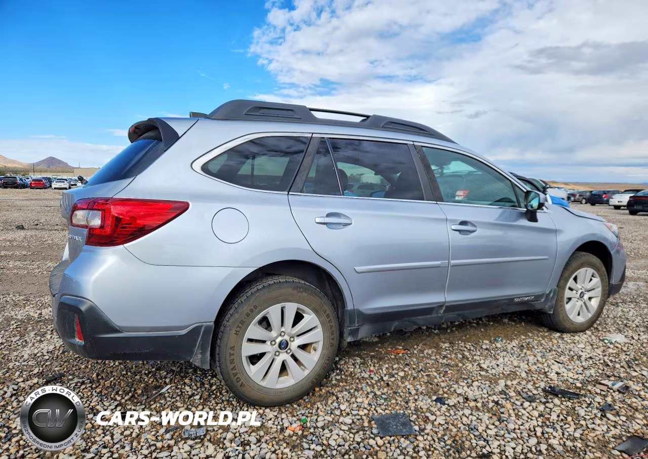 2019 Subaru Outback 2.5I Premium VIN:4S4BSAFC1K3363107 - 3