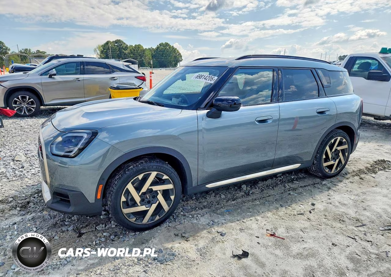 2025 Mini Countryman S All4 VIN:WMZ23GA04S7S75064 - 1