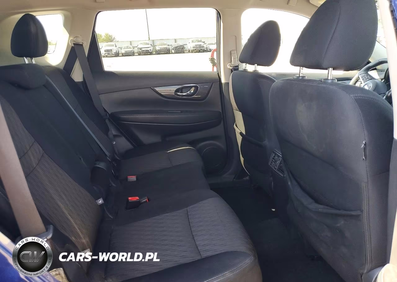 2018 Nissan Rogue S VIN:5N1AT2MV1JC830737 - 11