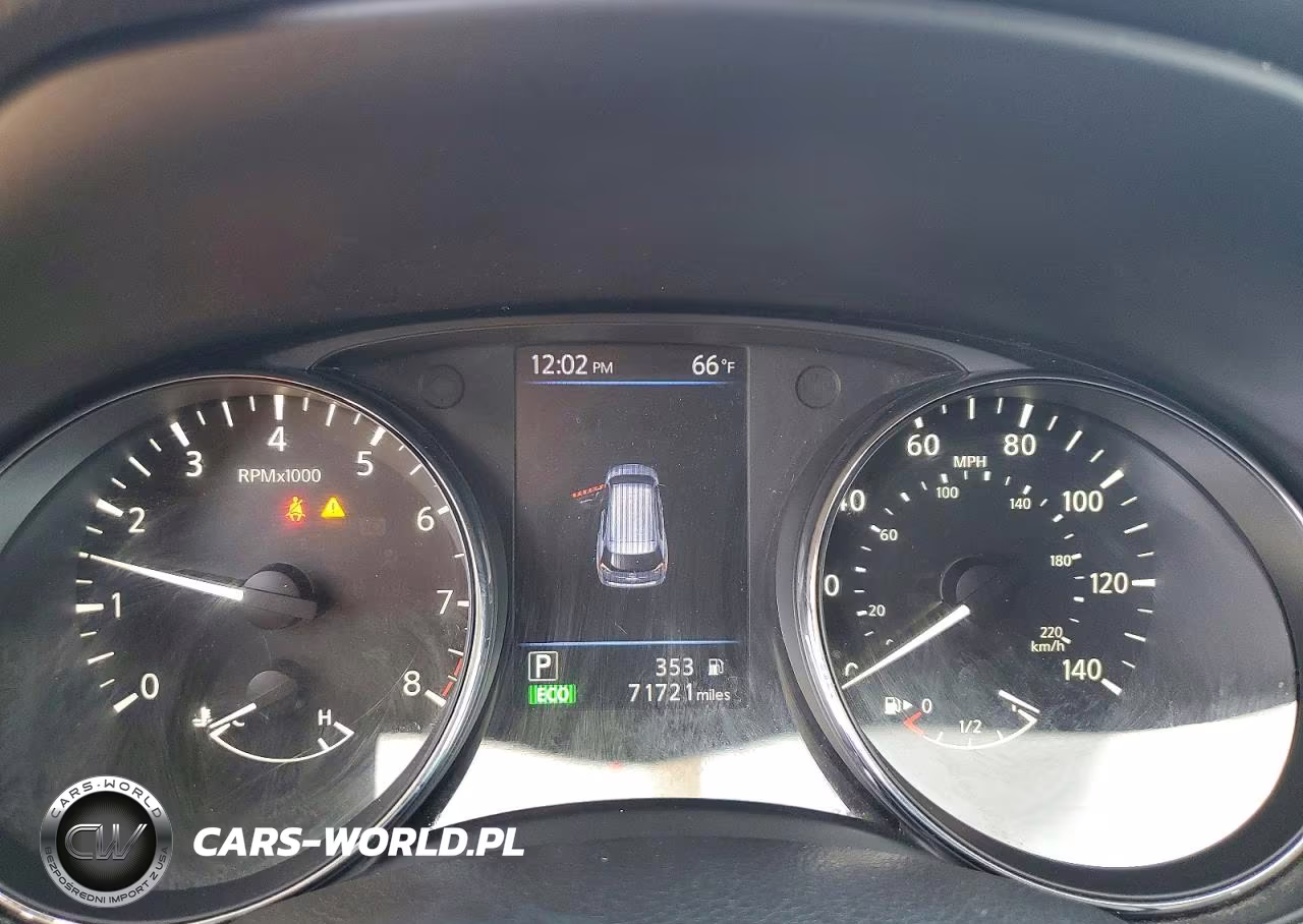 2018 Nissan Rogue S VIN:5N1AT2MV1JC830737 - 9