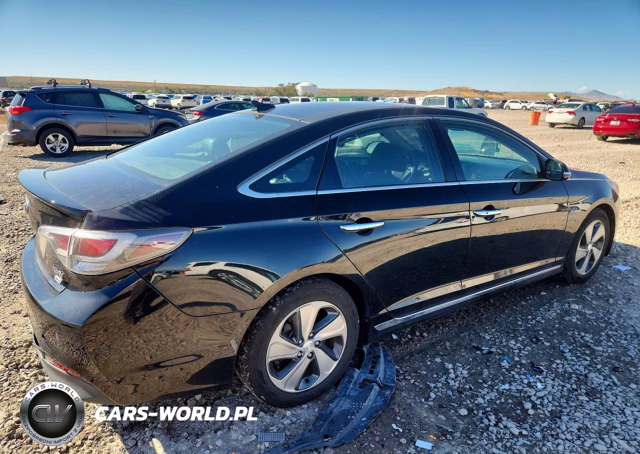 2017 Hyundai Sonata Hybrid Limited VIN:KMHE34L1XHA051614 - 3