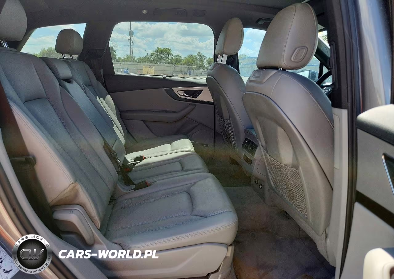 2018 Audi Q7 Premium Plus VIN:WA1LHAF73JD006959 - 11