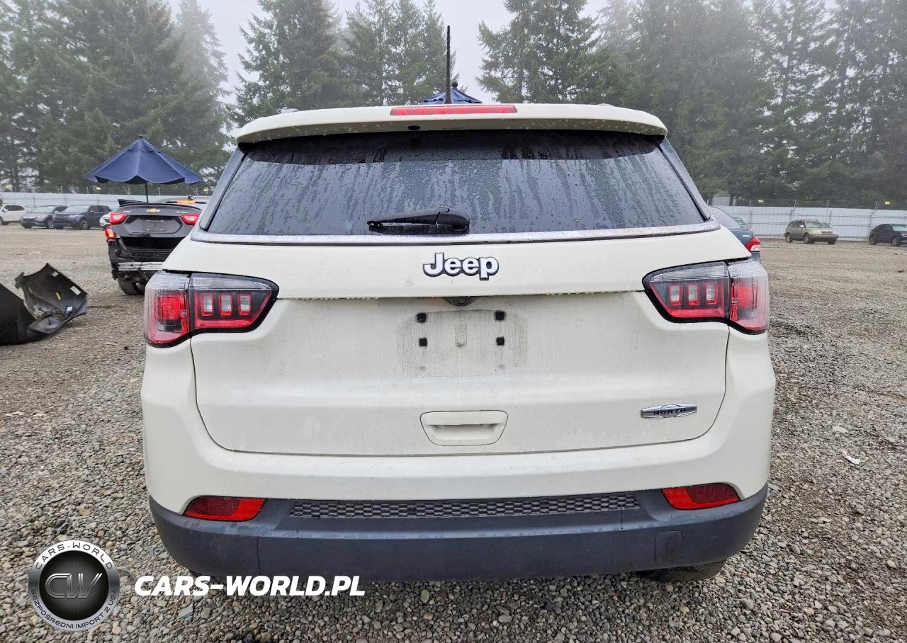 2018 Jeep Compass Latitude VIN:3C4NJCBB2JT303725 - 6