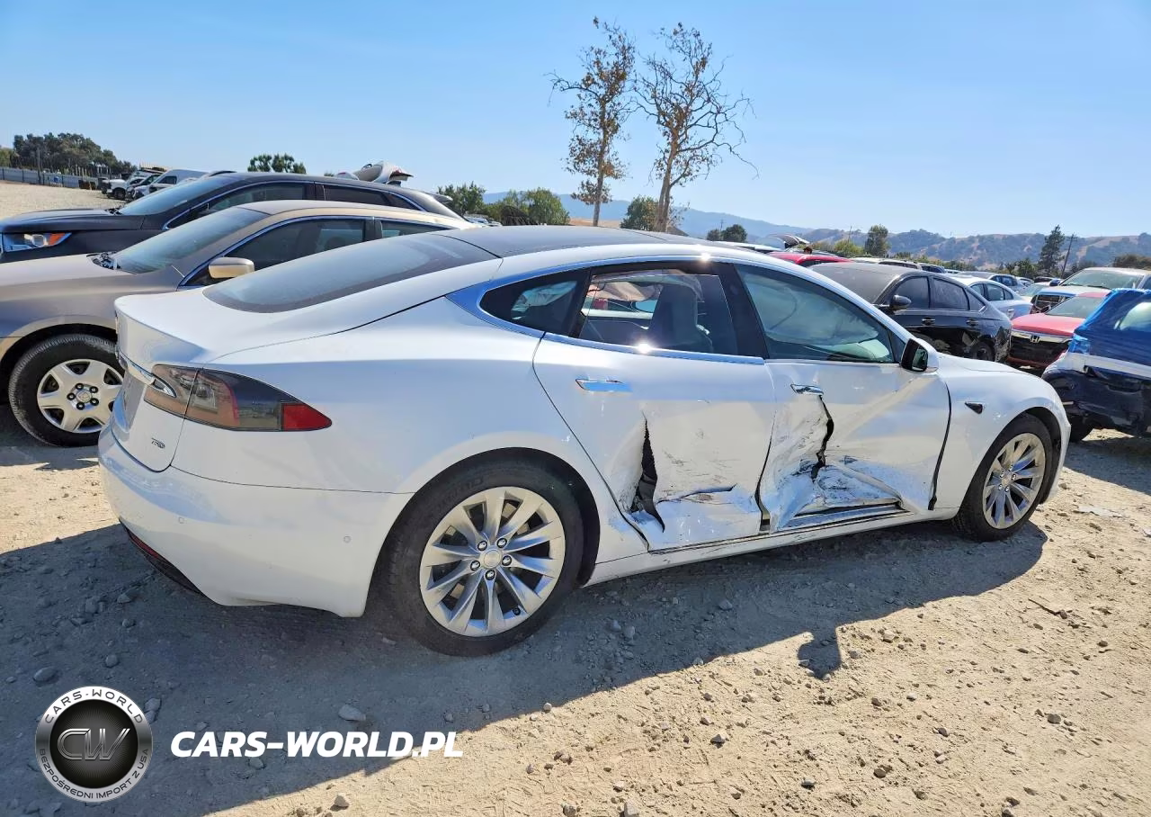 2016 Tesla Model S VIN:5YJSA1E20GF170781 - 3
