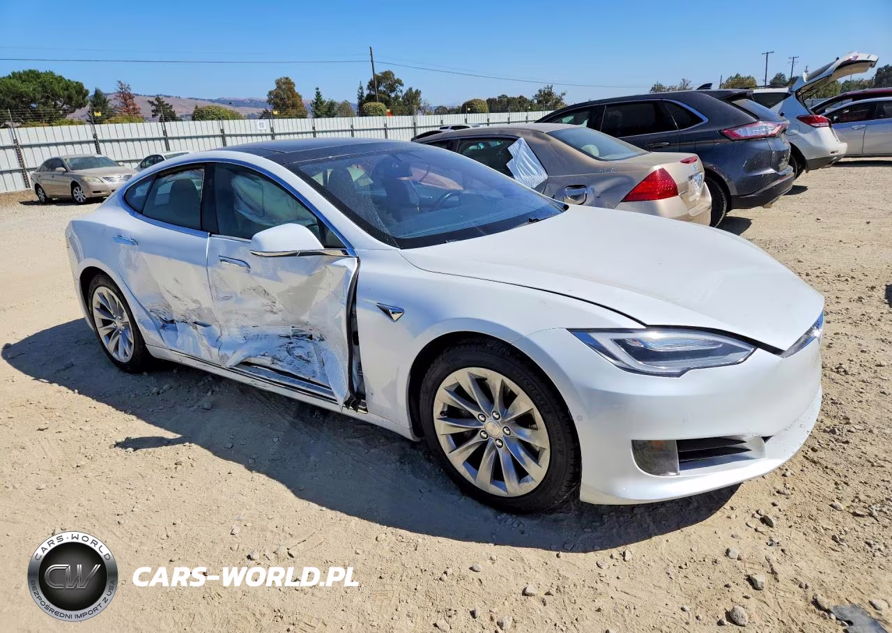 2016 Tesla Model S VIN:5YJSA1E20GF170781 - 4