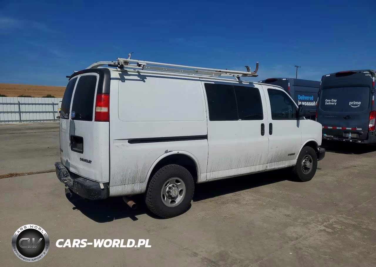 2005 Chevrolet Express G3500 VIN:1GCHG35V151221340 - 3