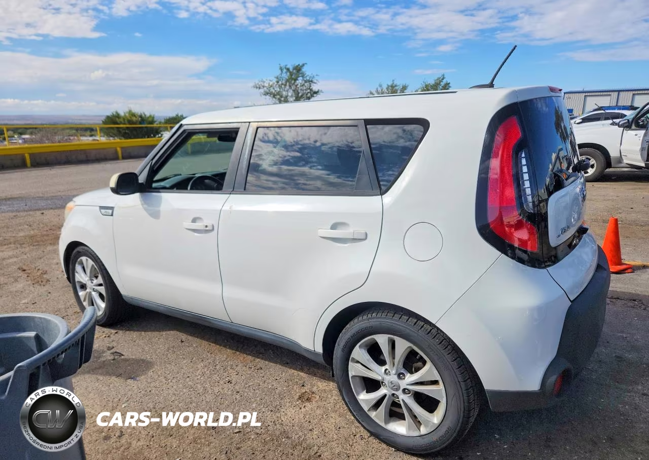 2015 Kia Soul + VIN:KNDJP3A59F7804714 - 2