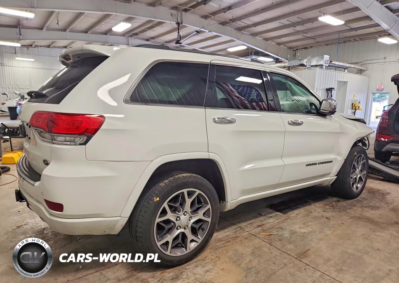 2020 Jeep Grand Cherokee Overland VIN:1C4RJFCG3LC137484 - 3