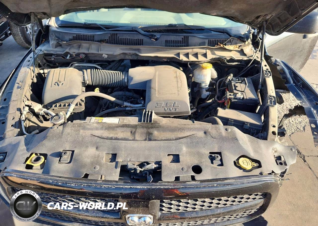 2018 Ram 1500 St VIN:1C6RR7FG5JS246730 - 11