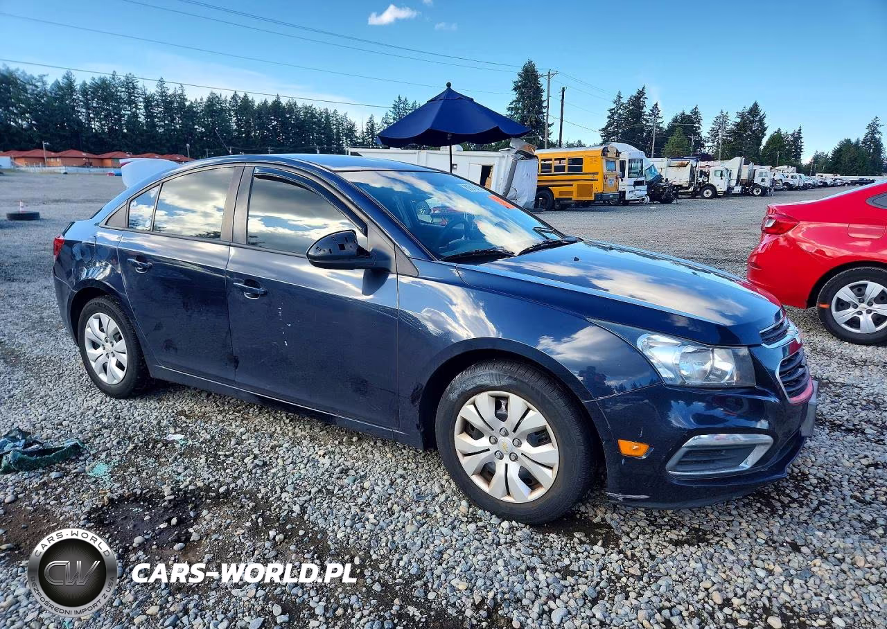 2015 Chevrolet Cruze Ls VIN:1G1PA5SG5F7150469 - 4