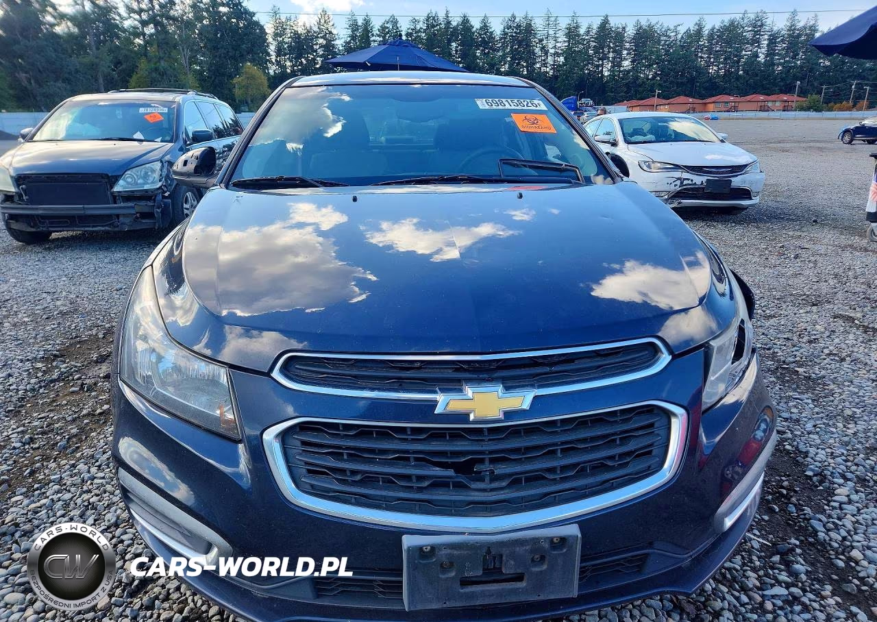 2015 Chevrolet Cruze Ls VIN:1G1PA5SG5F7150469 - 5
