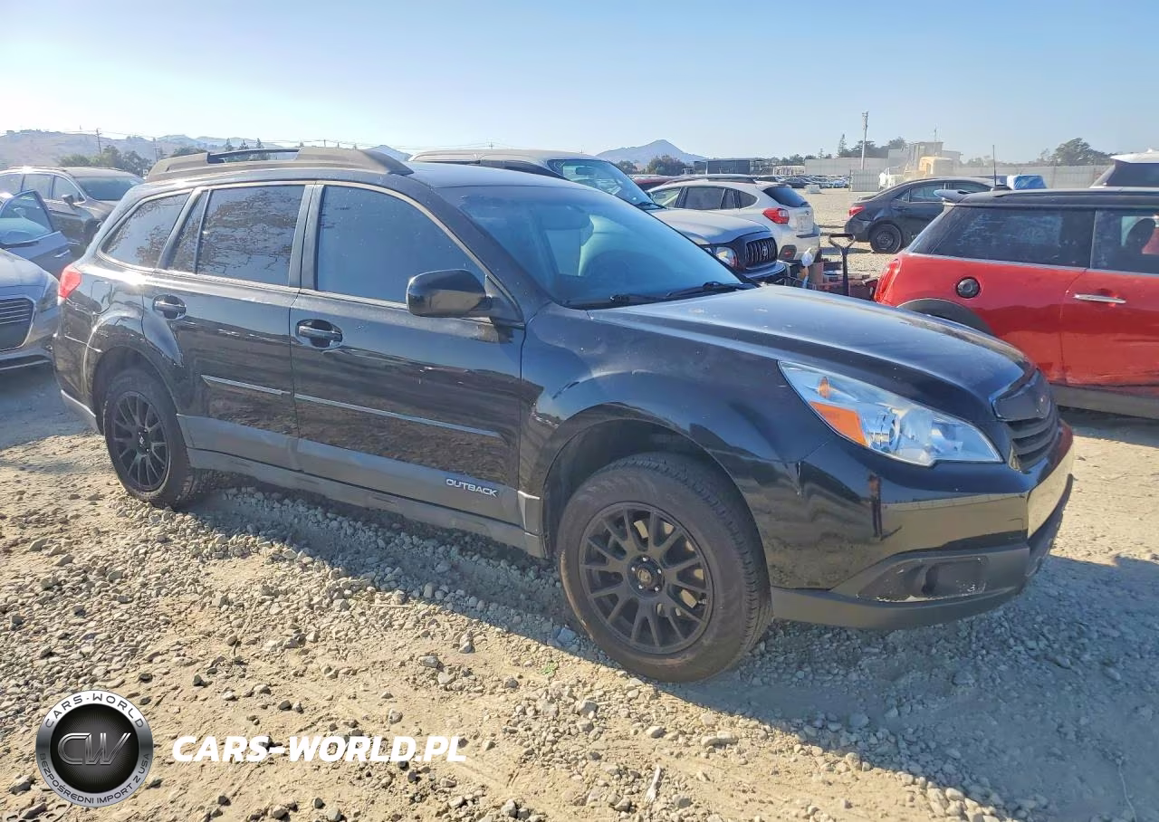 2011 Subaru Outback 3.6R Limited VIN:4S4BRDLC8B2408535 - 4