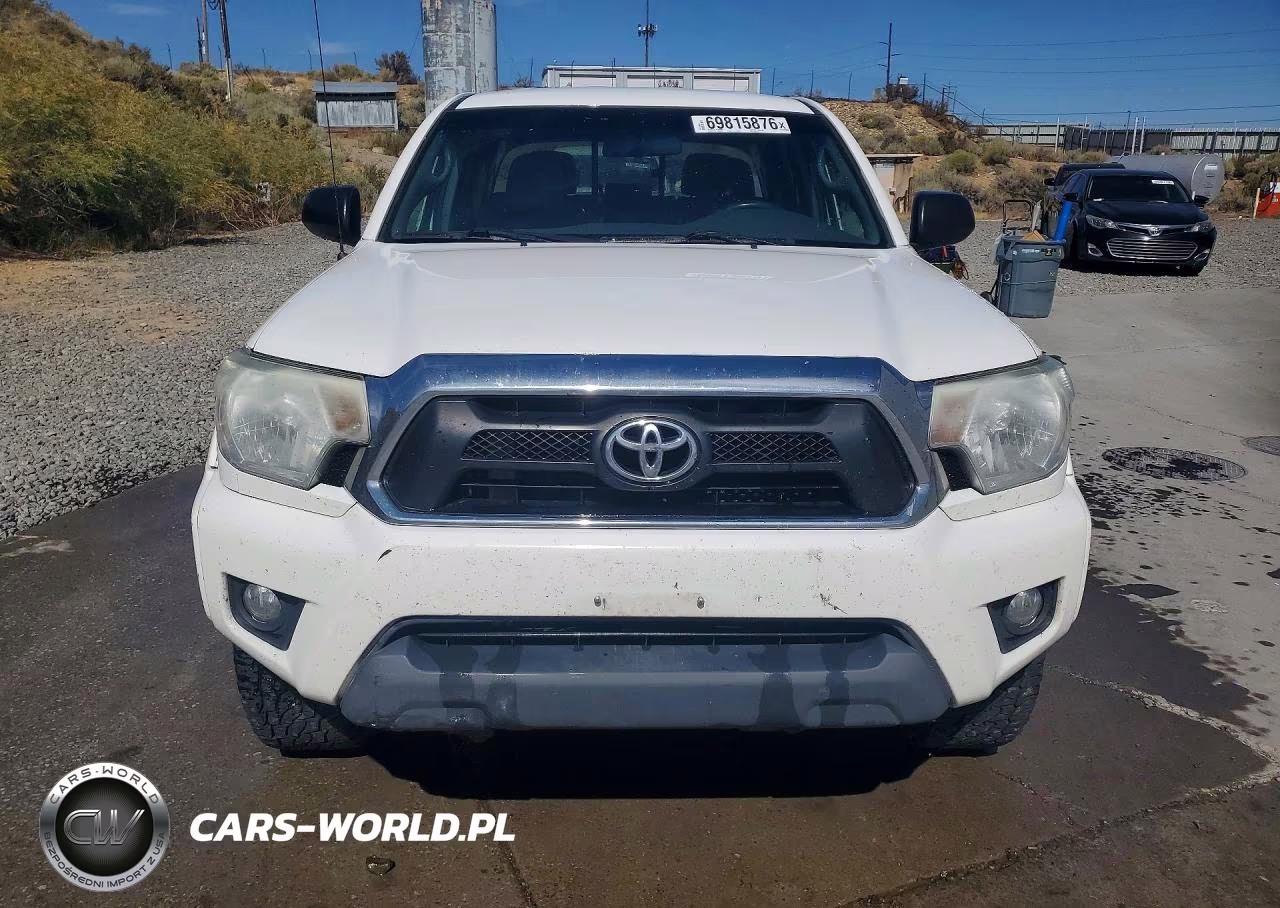 2015 Toyota Tacoma V6 VIN:3TMLU4EN8FM194621 - 5
