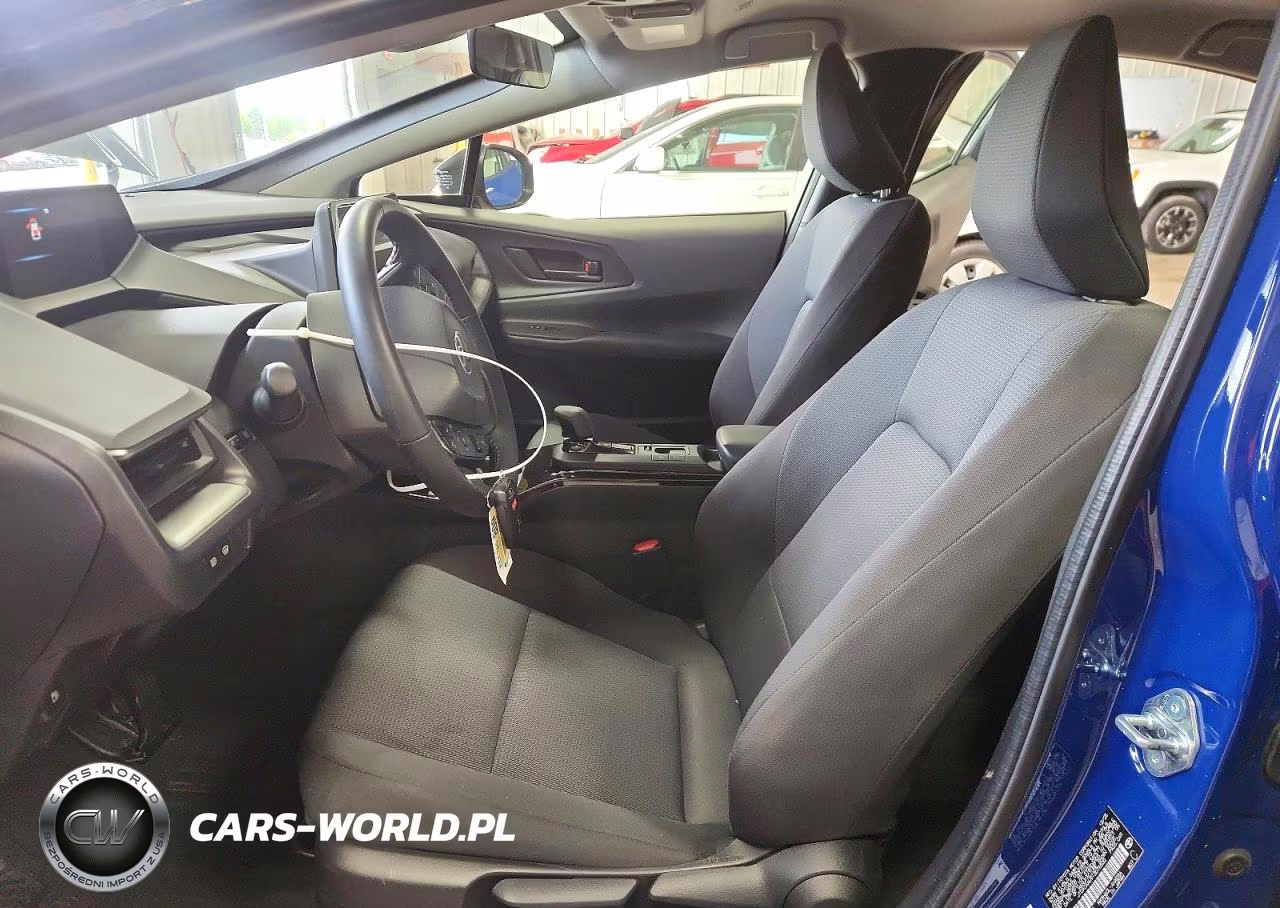 2026 Toyota Prius Le VIN:JTDACAAU9T3076502 - 7