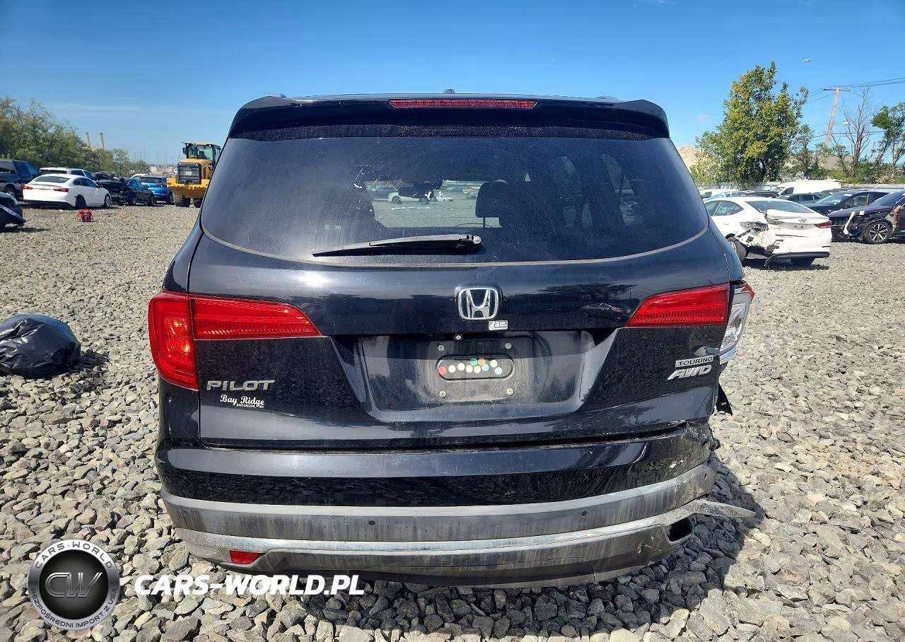 2016 Honda Pilot Touring VIN:5FNYF6H9XGB001093 - 6