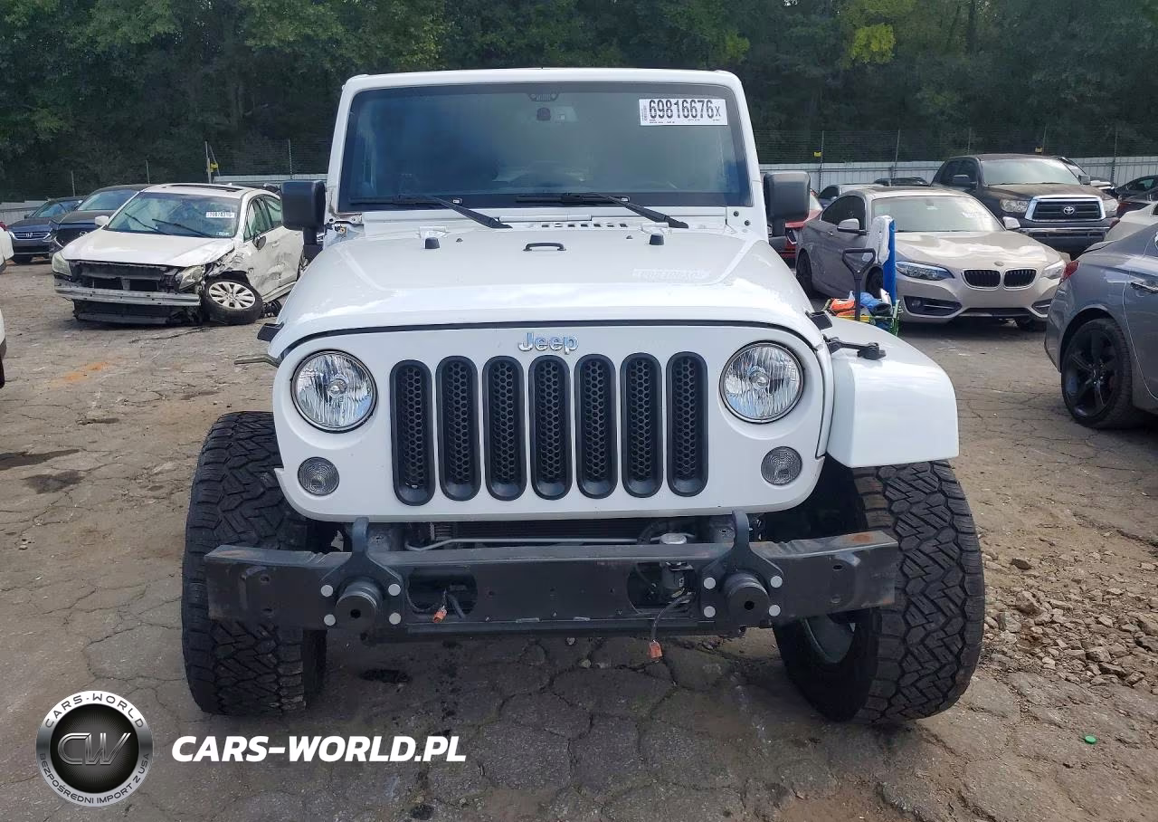 2014 Jeep Wrangler Unlimited Sahara VIN:1C4BJWEG2EL309876 - 5