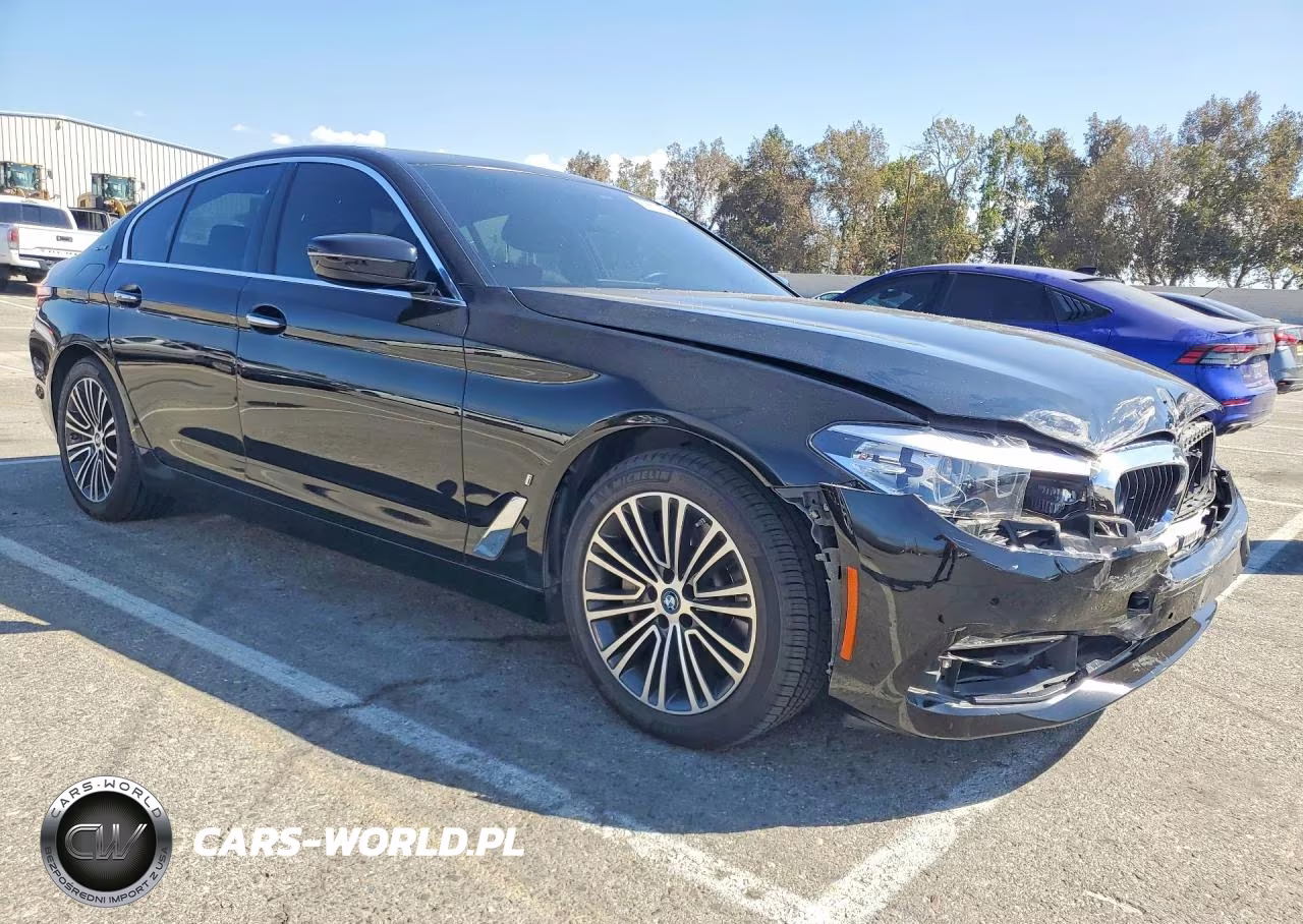 2018 BMW 530E VIN:WBAJA9C51JB250766 - 4