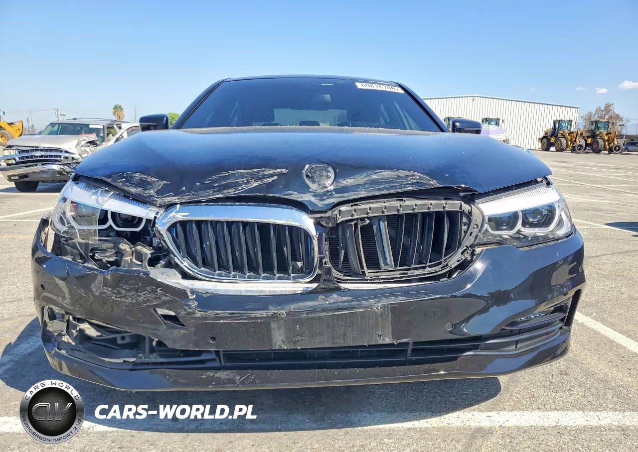 2018 BMW 530E VIN:WBAJA9C51JB250766 - 5