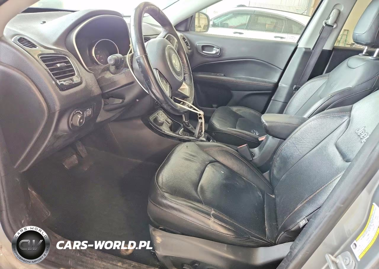 2019 Jeep Compass Limited VIN:3C4NJDCB2KT790804 - 7