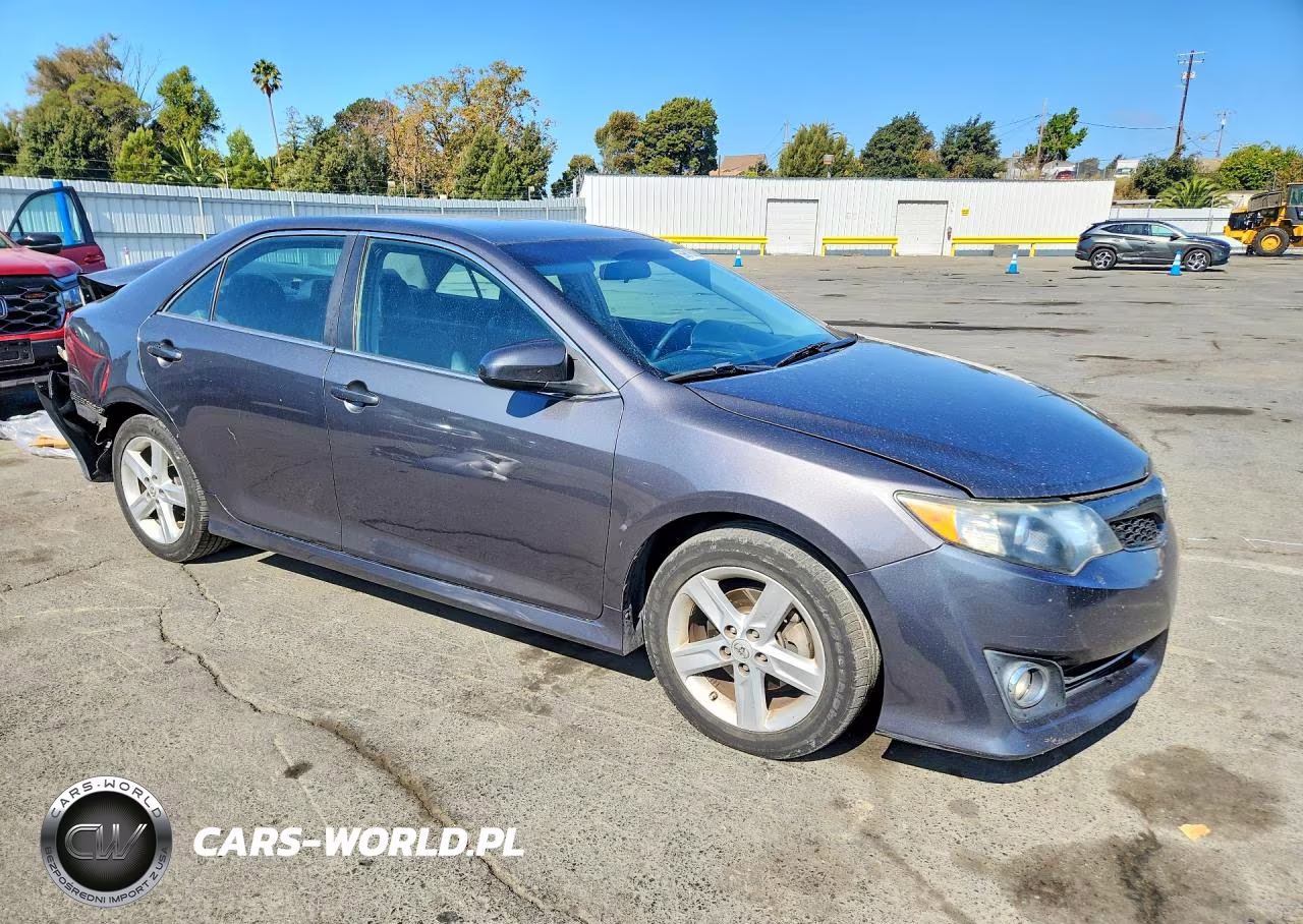2013 Toyota Camry Se VIN:4T1BF1FK0DU697699 - 4