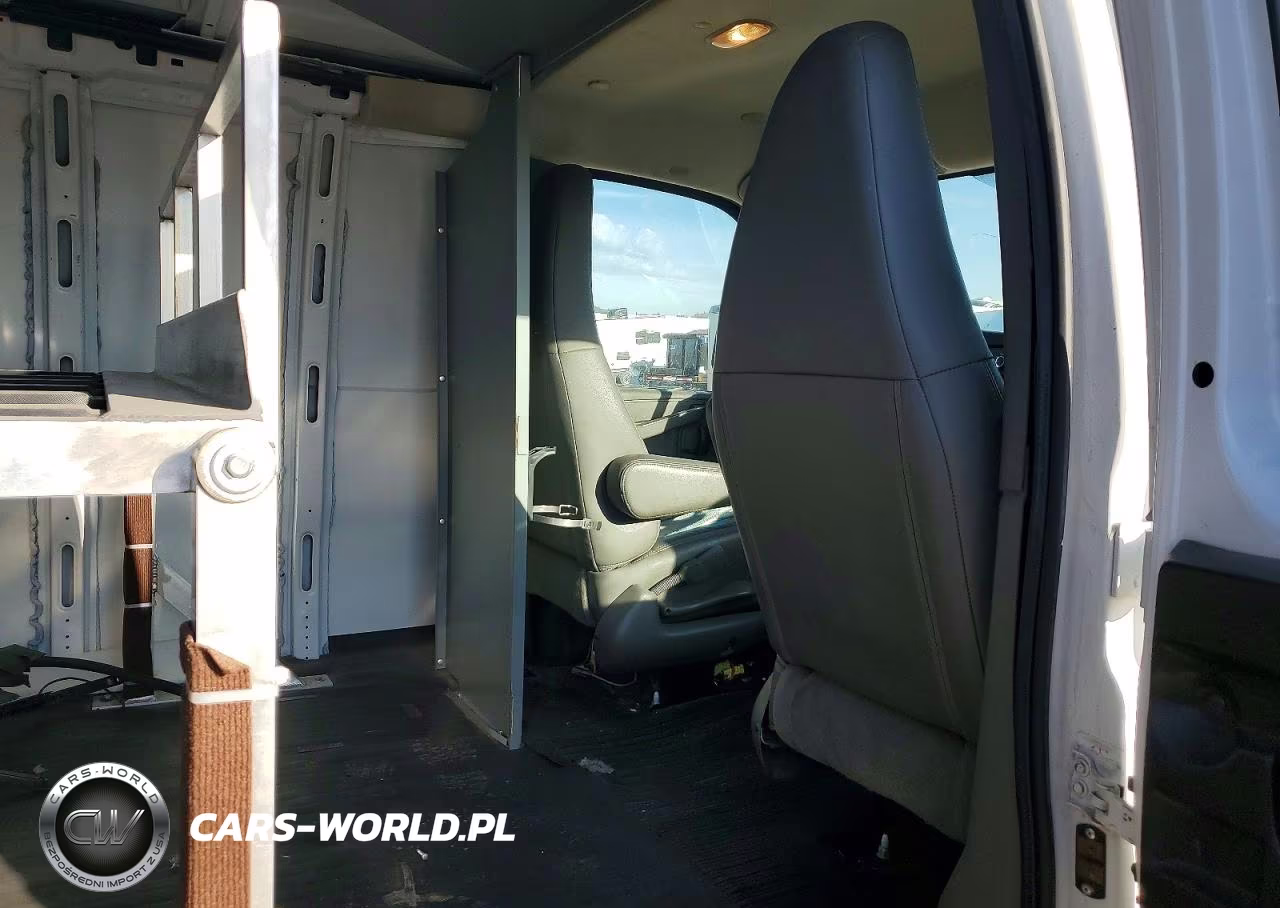 2016 Chevrolet Express G2500 VIN:1GCWGBFF7G1288312 - 11
